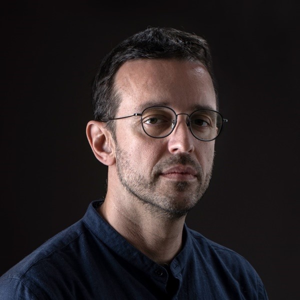 ΑΡΗΣ ΧΑΤΖΗΣΤΕΦΑΝΟΥ: Βιβλία & Βιογραφία - Βιβλιοπωλείο Πολιτεία